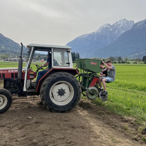 Bauernhof macht Schule 2324