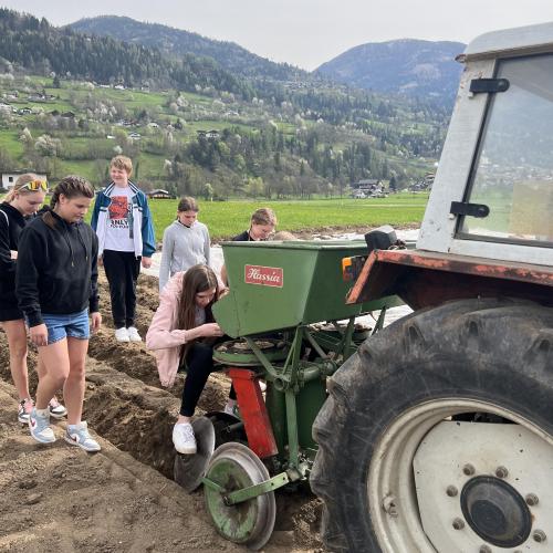 Bauernhof macht Schule 2324